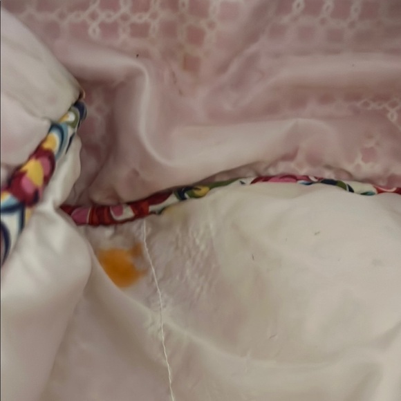 Vera Bradley Red and Pink Floral Tote - Picture 4 of 6